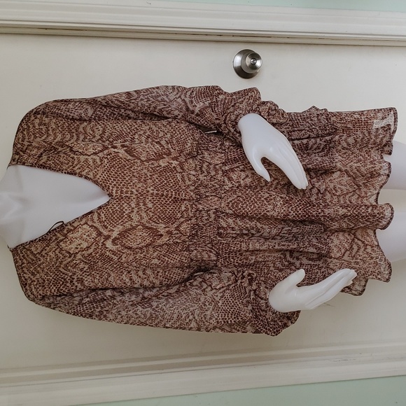 Zara mini dress sz.Xl. - Picture 4 of 11